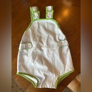 The Beaufort Bonnet Company; 6–12M bubble, light blue with green outlining